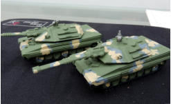 The Molot (Hammer) heavy MBT in green primer with camo applied